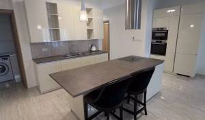 Arrendar Apartamento Parekklisia