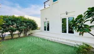 Arrendar Casa de cidade Al Furjan