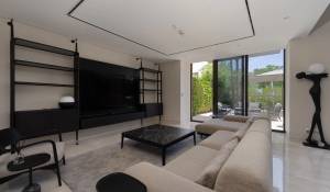 Arrendar Casa de cidade Dubai