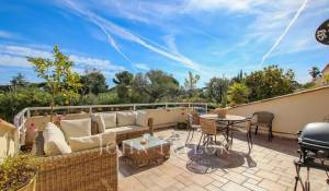 Arrendamento de curta duraçāo Apartamento Antibes