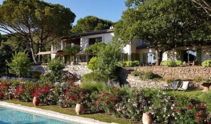 Arrendamento de curta duraçāo Bastide Grimaud