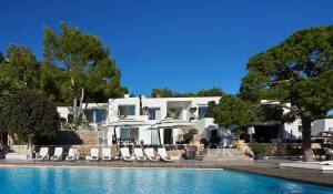 Arrendamento de curta duraçāo Moradia Cap Martinet