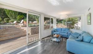 Arrendamento de curta duraçāo Moradia Èze