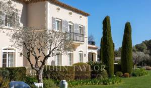 Arrendamento de curta duraçāo Moradia La Colle-sur-Loup