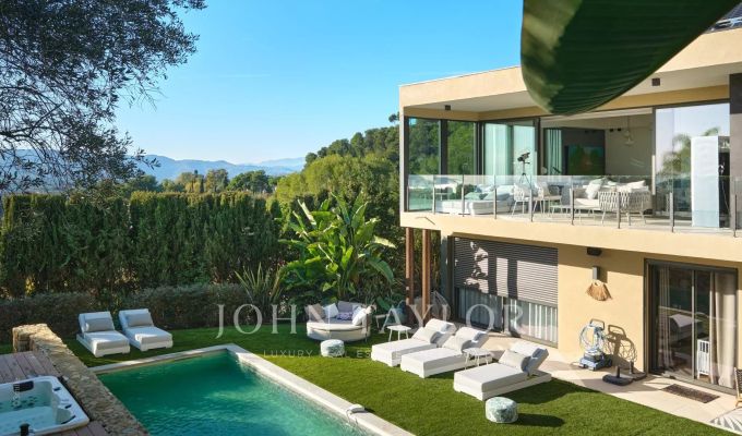 Arrendamento de curta duraçāo Moradia Le Cannet