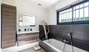 Arrendamento de curta duraçāo Moradia Mougins