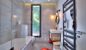 Arrendamento de curta duraçāo Moradia Mougins