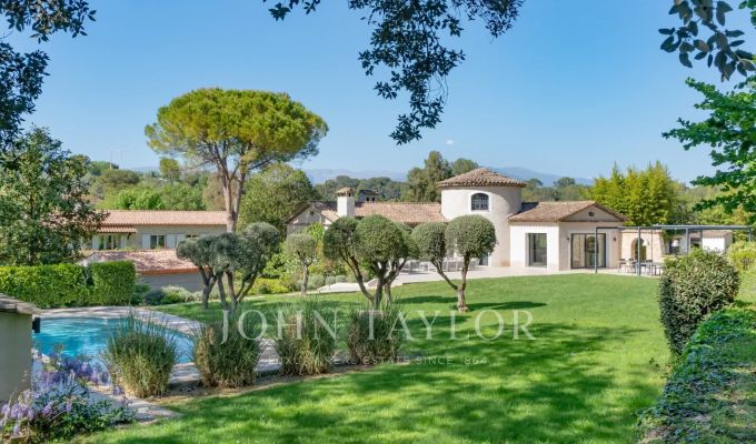 Arrendamento de curta duraçāo Moradia Mougins