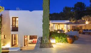 Arrendamento de curta duraçāo Moradia Sant Carles de Peralta