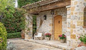 Arrendamento de curta duraçāo Moradia Valbonne