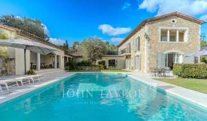 Arrendamento de curta duraçāo Moradia Valbonne