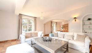 Arrendamento de curta duraçāo Moradia Valbonne