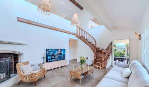 Arrendamento de curta duraçāo Moradia Valbonne