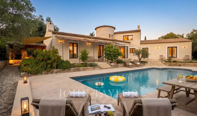 Arrendamento de curta duraçāo Moradia Valbonne