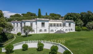 Arrendamento de curta duraçāo Propriedade Antibes