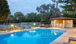 Arrendamento de curta duraçāo Propriedade Antibes