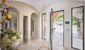 Arrendamento de curta duraçāo Propriedade Antibes