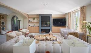 Arrendamento de curta duraçāo Propriedade Antibes