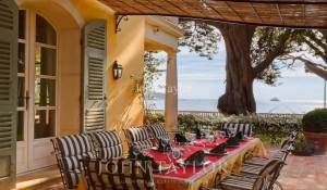 Arrendamento de curta duraçāo Propriedade Antibes