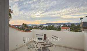 Arrendamento de curta duraçāo Propriedade Antibes