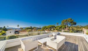 Arrendamento de curta duraçāo Propriedade Antibes