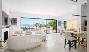 Arrendamento de curta duraçāo Propriedade Cannes