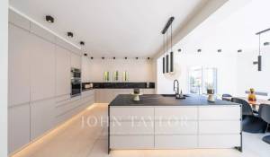 Arrendamento de curta duraçāo Propriedade Cannes