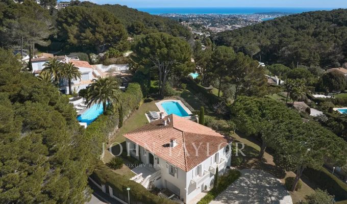 Arrendamento de curta duraçāo Propriedade Cannes