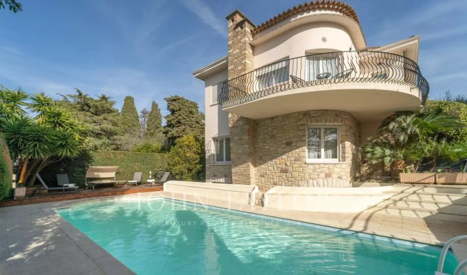 Arrendamento de curta duraçāo Propriedade Cannes