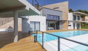 Arrendamento de curta duraçāo Propriedade Èze