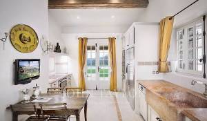 Arrendamento de curta duraçāo Propriedade Fréjus