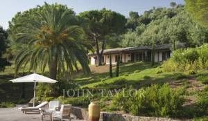 Arrendamento de curta duraçāo Propriedade Fréjus