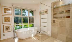 Arrendamento de curta duraçāo Propriedade Grimaud