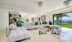 Arrendamento de curta duraçāo Propriedade Grimaud