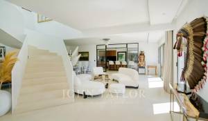 Arrendamento de curta duraçāo Propriedade Grimaud