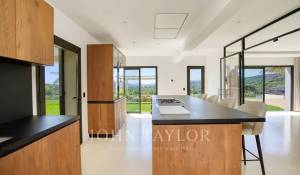 Arrendamento de curta duraçāo Propriedade Grimaud