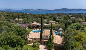 Arrendamento de curta duraçāo Propriedade Grimaud