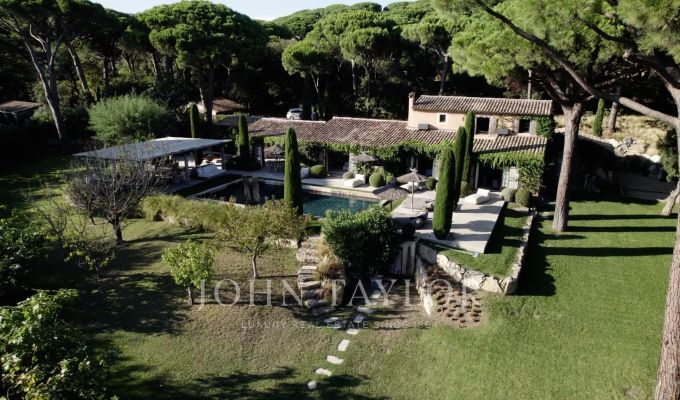 Arrendamento de curta duraçāo Propriedade Ramatuelle