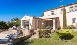 Arrendamento de curta duraçāo Villa Antibes