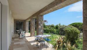 Arrendamento de curta duraçāo Villa Antibes