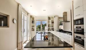 Arrendamento de curta duraçāo Villa Antibes