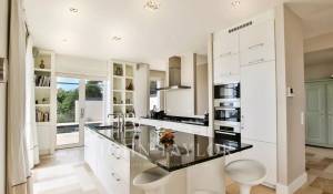 Arrendamento de curta duraçāo Villa Antibes