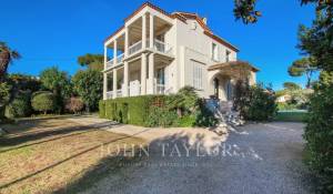 Arrendamento de curta duraçāo Villa Antibes