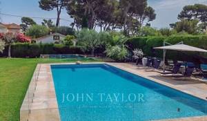 Arrendamento de curta duraçāo Villa Antibes