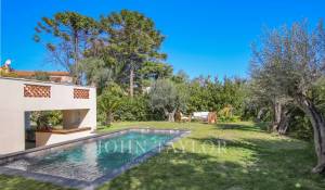 Arrendamento de curta duraçāo Villa Antibes