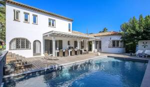 Arrendamento de curta duraçāo Villa Antibes