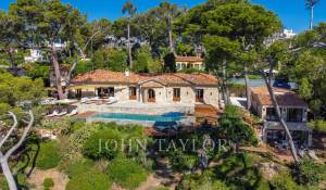 Arrendamento de curta duraçāo Villa Antibes