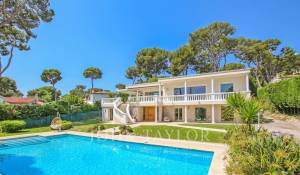 Arrendamento de curta duraçāo Villa Antibes