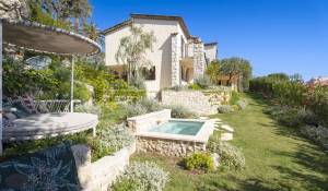 Arrendamento de curta duraçāo Villa Antibes