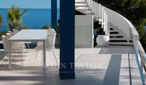 Arrendamento de curta duraçāo Villa Antibes